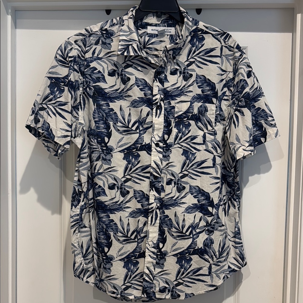 Old Navy Blue and White Casual Button Down Shirt